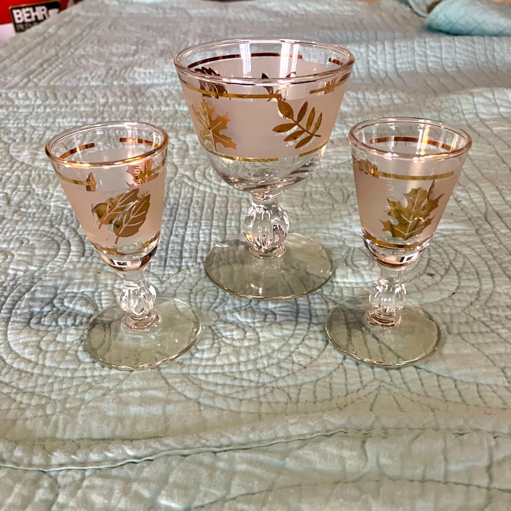 VTG Libbey MCM frosted gold leaf glasses 1 goblet 2 shot glasses